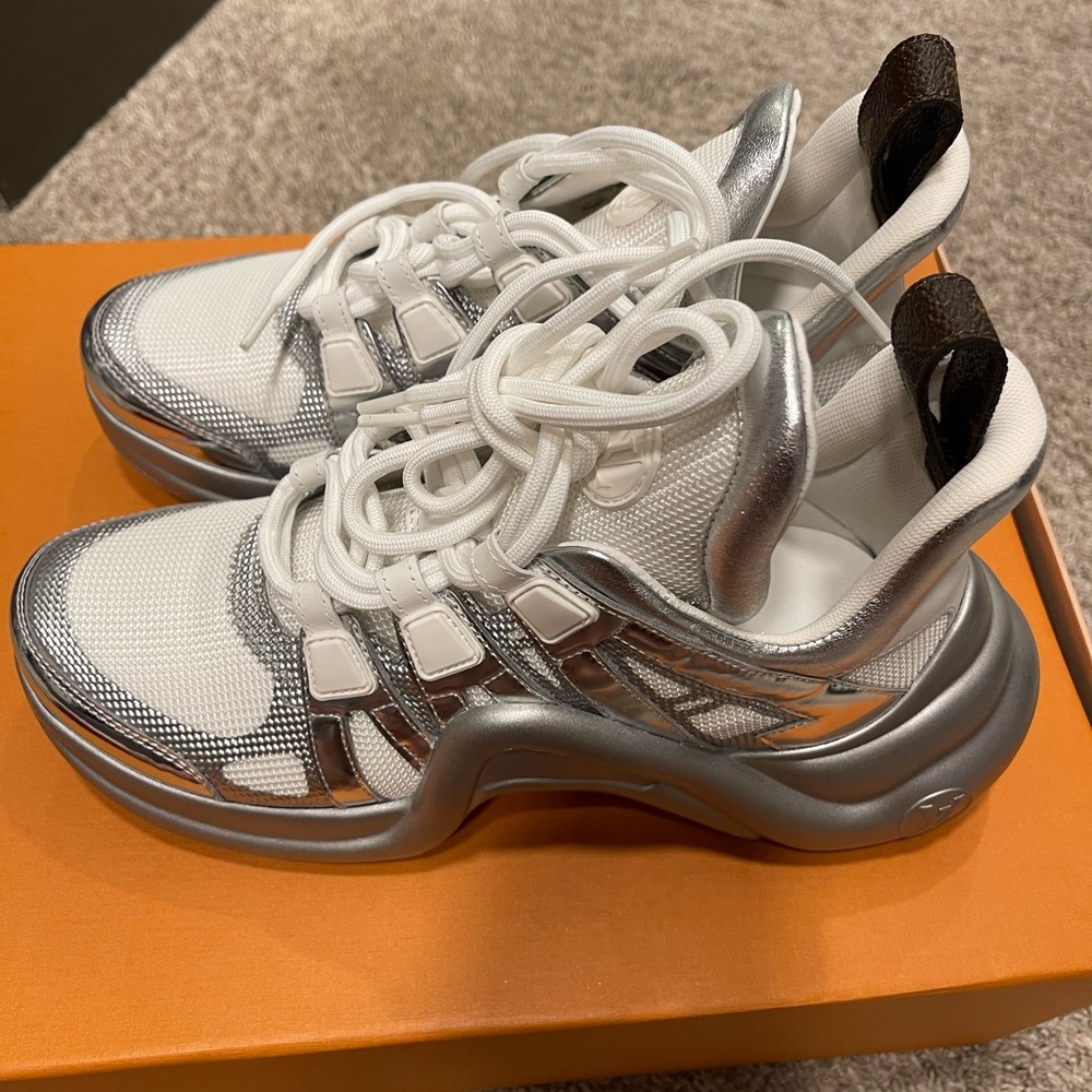 Louis Vuitton Archlight Sneaker women’s - Picture 3 of 8